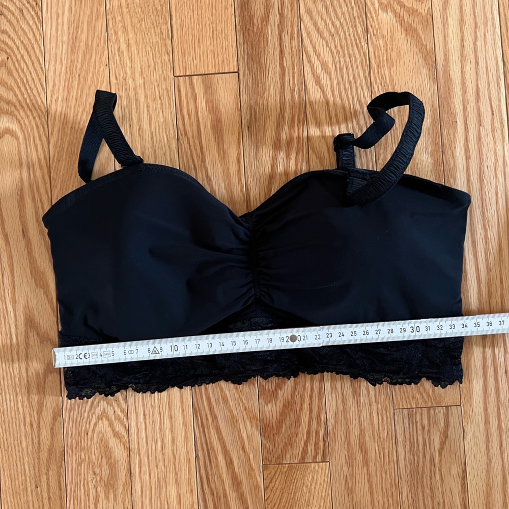 La Vie En Rose Strapless Bra